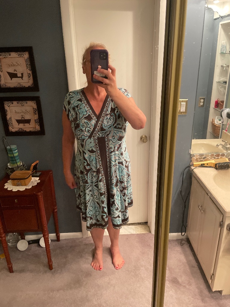 Beautiful, Long, Flattering, Dress-Teal/White/Brown Paisley Bling &V Neck